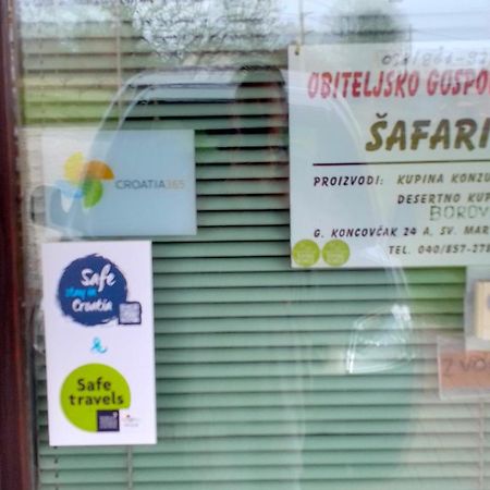 Studio Apartman Safaric Sveti Martin Na Muri Exteriér fotografie