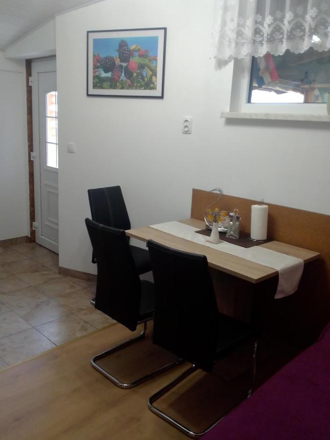 Studio Apartman Safaric Sveti Martin Na Muri Exteriér fotografie