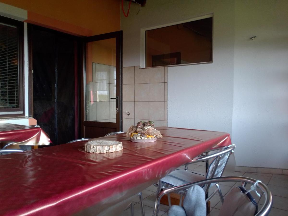 Studio Apartman Safaric Sveti Martin Na Muri Exteriér fotografie